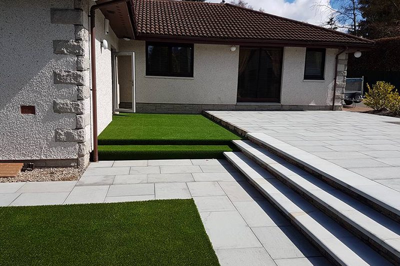 white flagstone paving